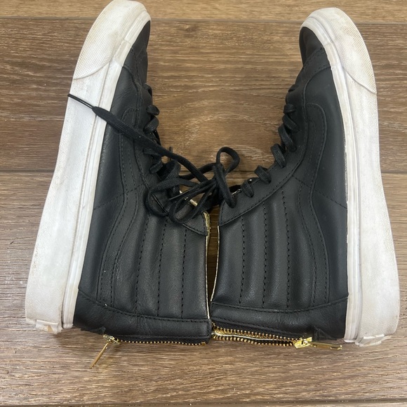 Womens High-Top Leather Vans - Picture 7 of 7